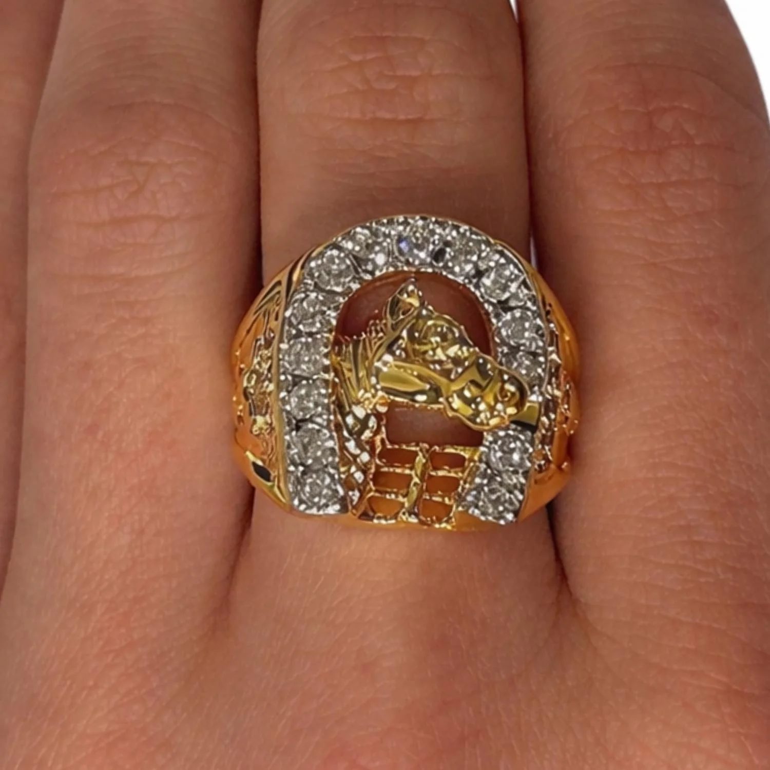 Elvis Signature Style: Gold Plated Horseshoe Ring - Image 4